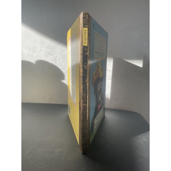 A Big Little Golden Book Classics Featuring Margaret Wise Brown - Picture 2 of 4